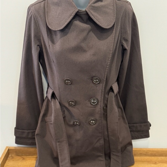 LULULEMON Brown Herringbone Double Breasted Studio Trench Coat. Size 6 - Picture 3 of 11